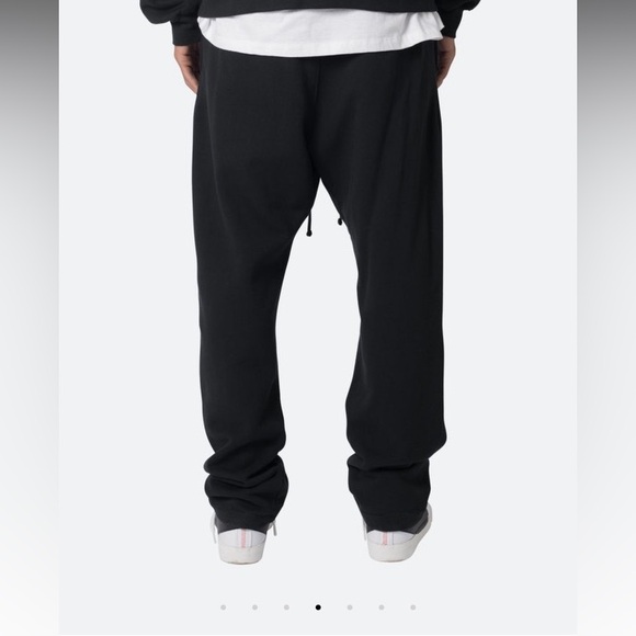 MNML Relaxed Everyday Sweatpants - Picture 5 of 5